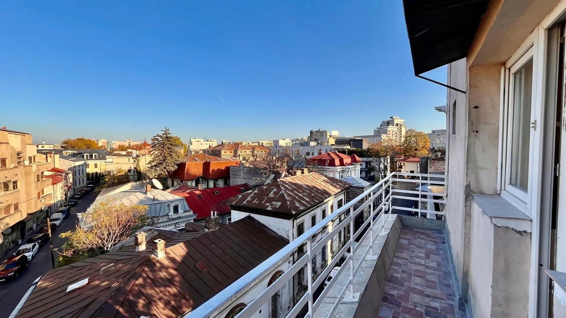 Woodie Apartment - Chic Retreat By Piata Unirii Bucharest